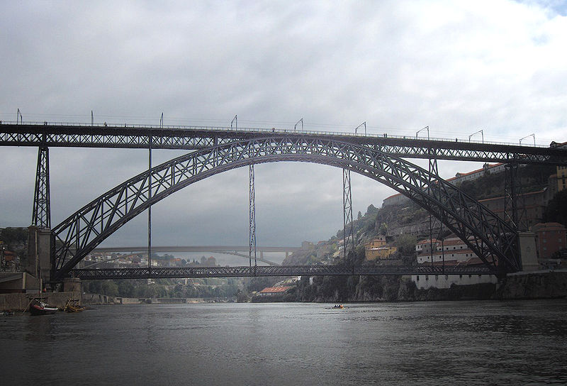 800px-Porto.Dom_Luis_I_bridge01