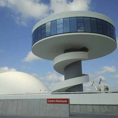 Aviles Niemeyer